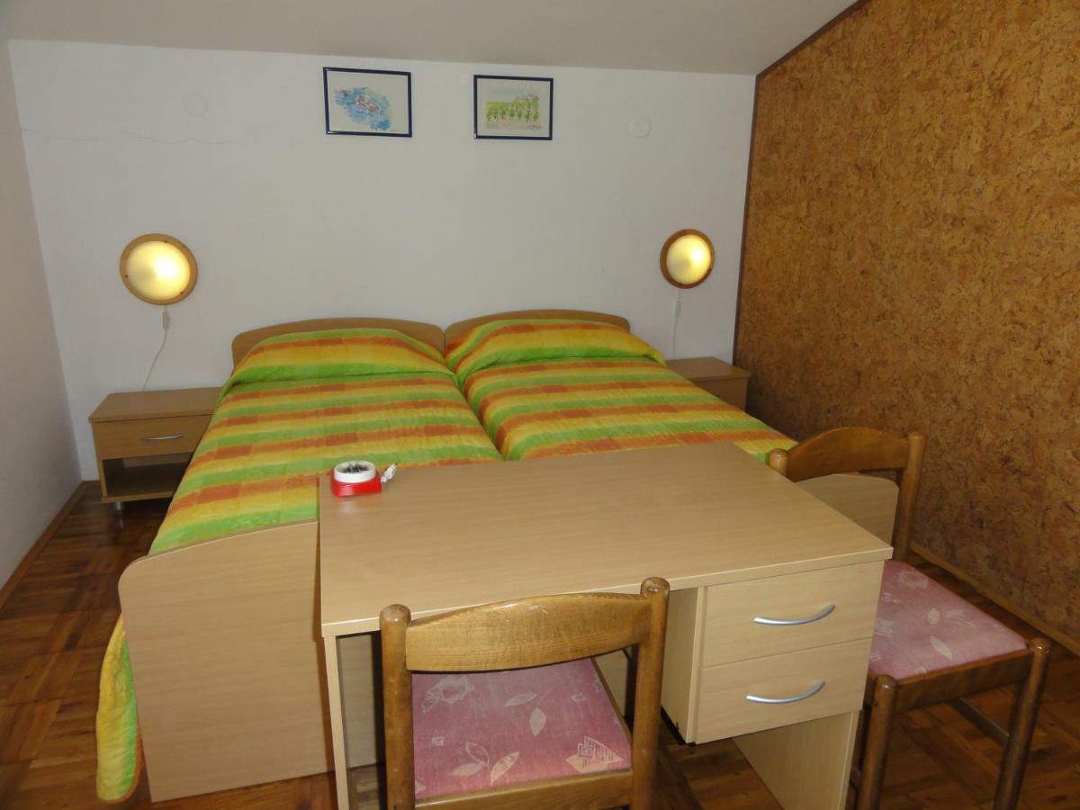Nice And Cozy Apartment Ferry In Medulin Exterior foto