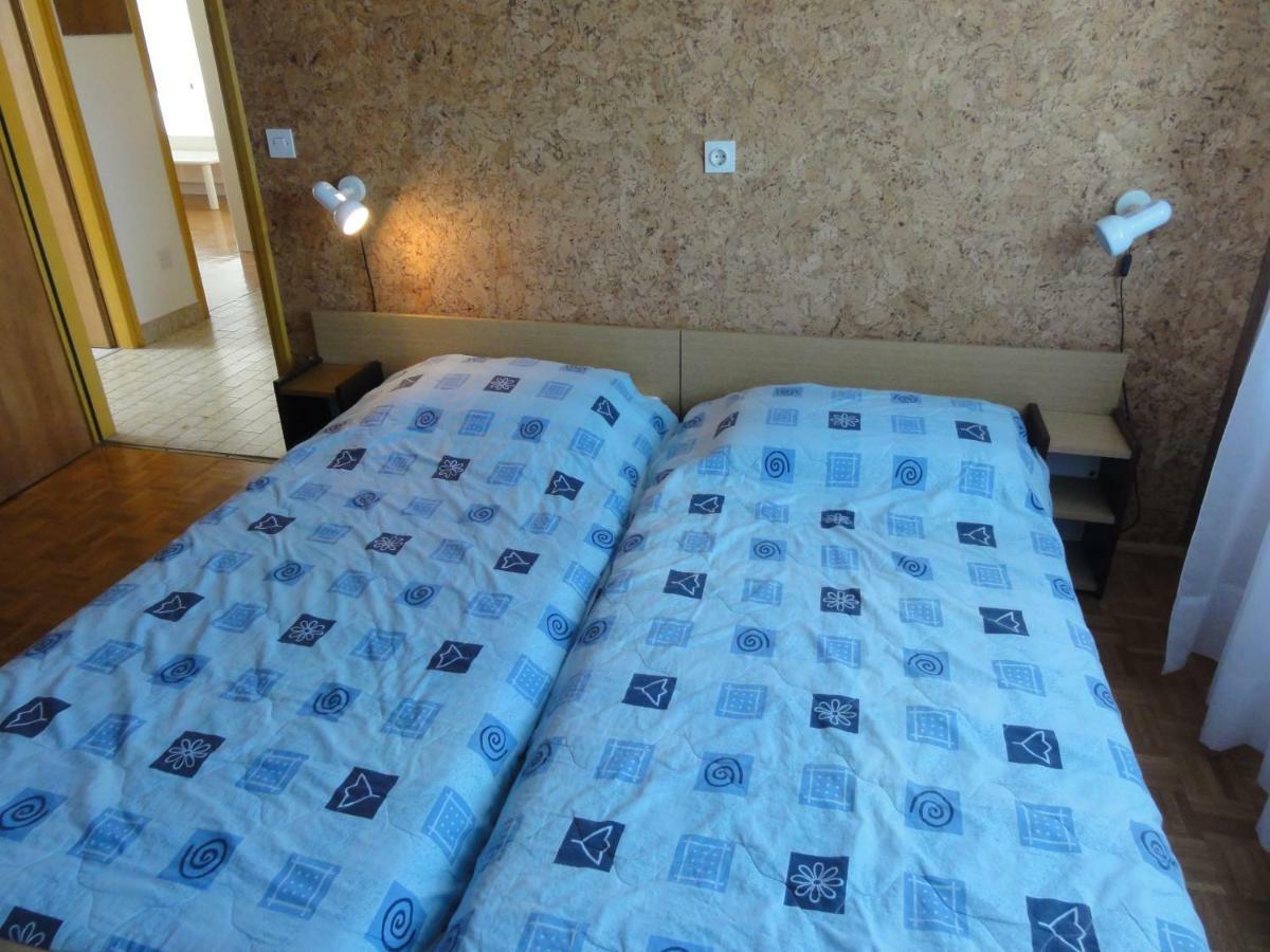 Nice And Cozy Apartment Ferry In Medulin Exterior foto